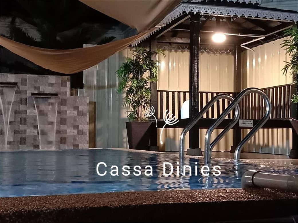 Rantau Panjang Private Pool Cassa Dinies, Wifi , Bbq,10 Pax 빌라 외부 사진